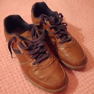 Size 9.5 Men's American Eagle Brown Shoes